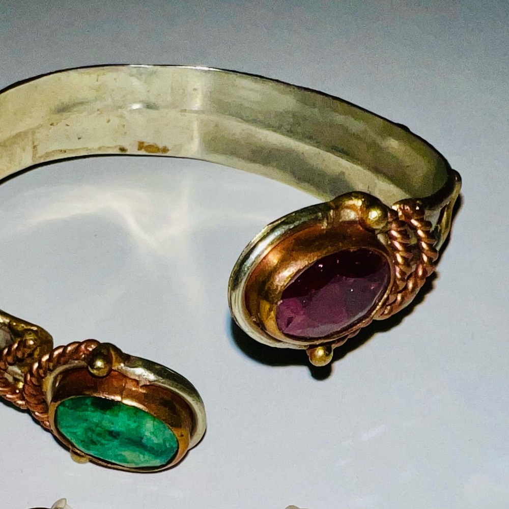 Unbranded no mark possible Mexico Silver Brass & Copper Bracelet w Stone Accents